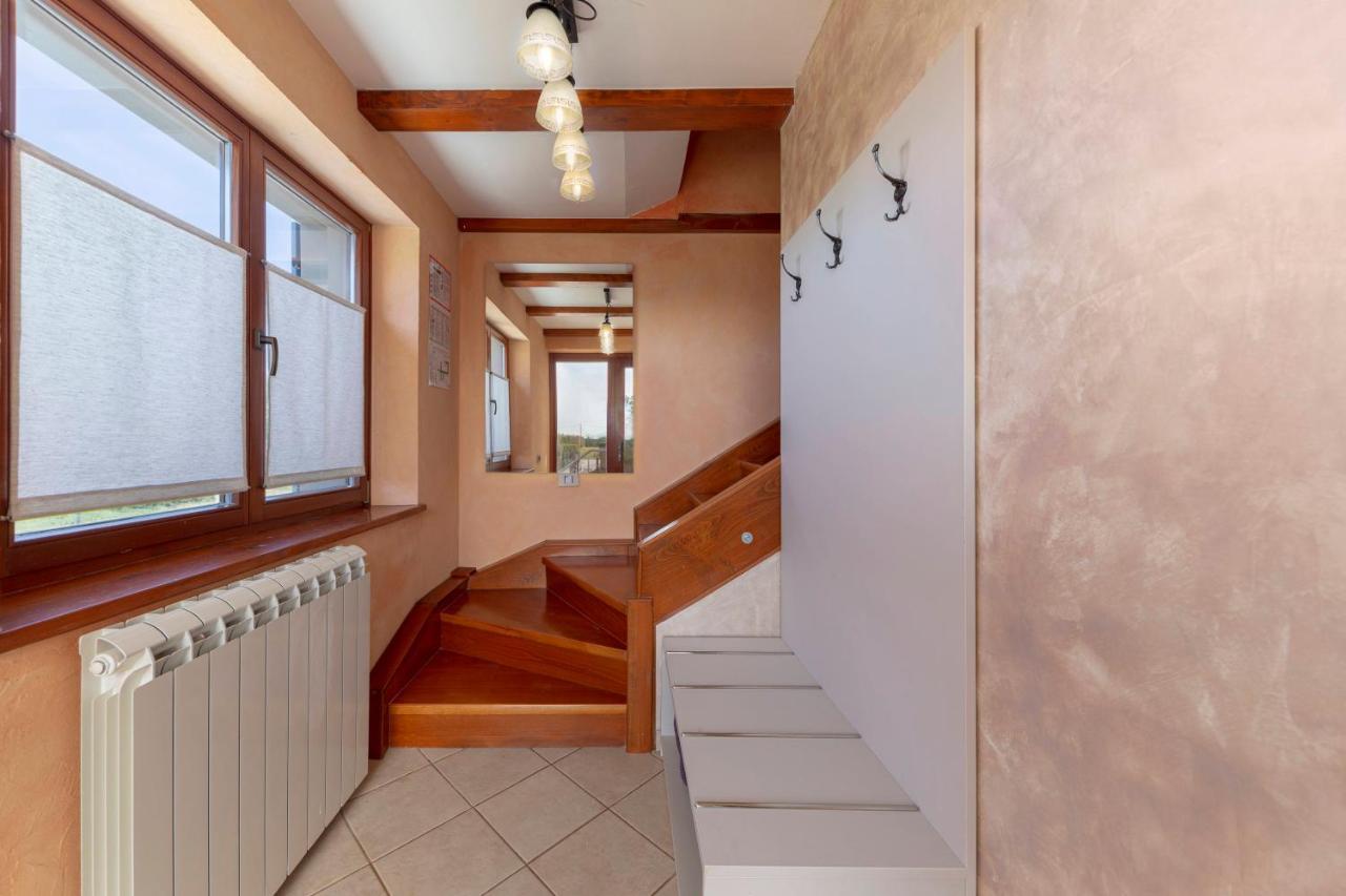 Apartma Koper Pobegi エクステリア 写真