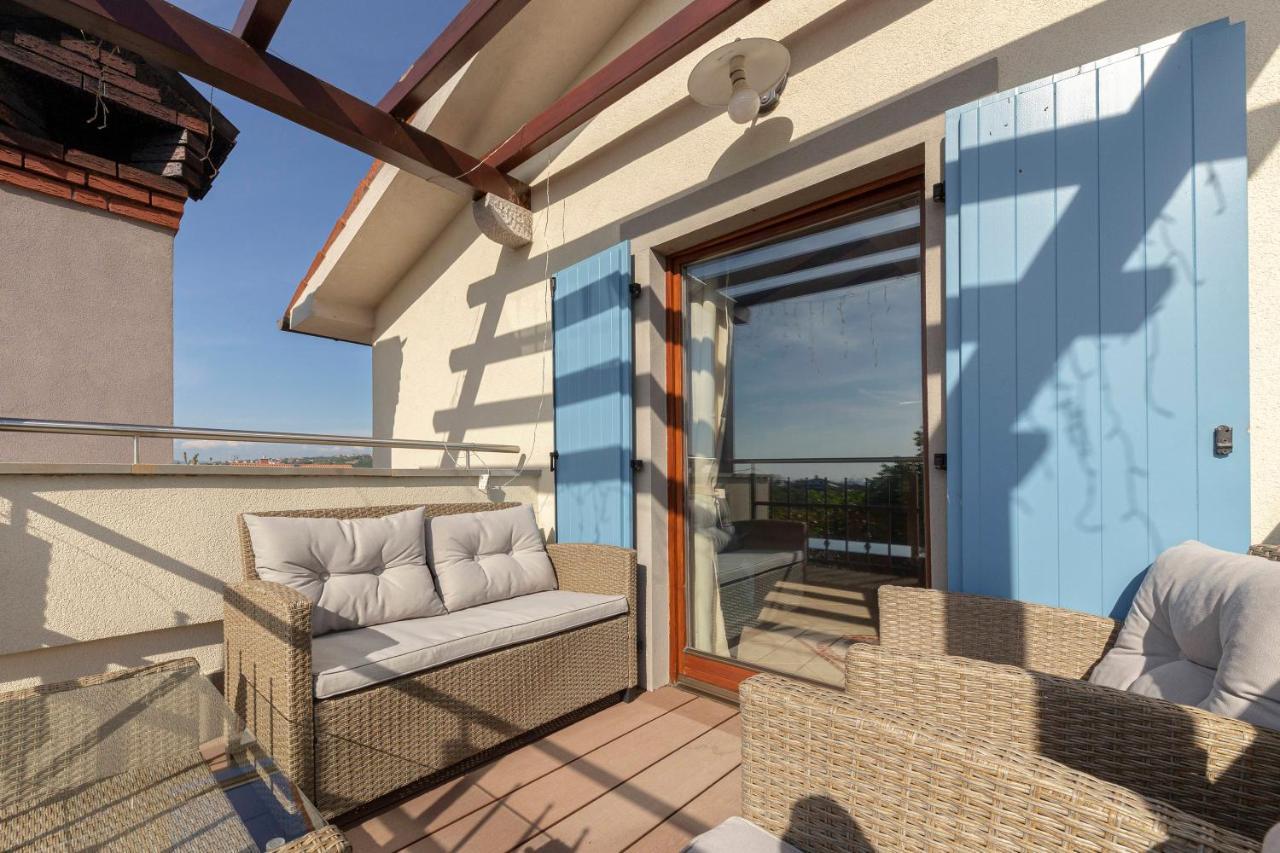 Apartma Koper Pobegi エクステリア 写真