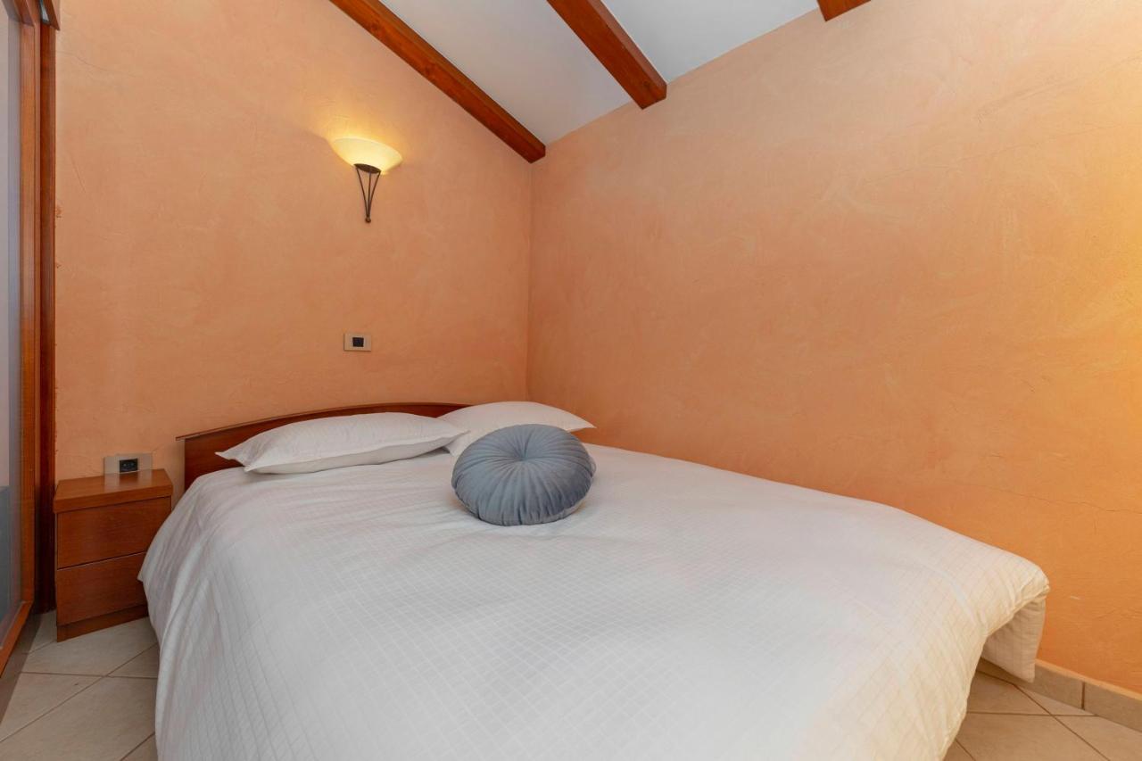 Apartma Koper Pobegi エクステリア 写真